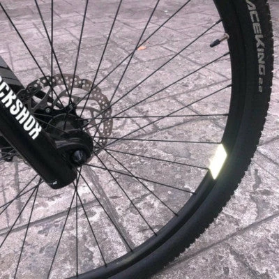 The Beam Autocollants Réfléchissants Wheel Flash Signalisation Vélo 3 The Beam Autocollants Réfléchissants Wheel Flash Signalisation Vélo – Image 3