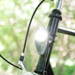 Eclairage Pour Vélo Sans Pile Avant Sur Cadre Nova Reelight 8 Eclairage Pour Vélo Sans Pile Avant Sur Cadre Nova Reelight -Sacoches guidon Soldes Magasin eclairage pour velo sans pile avant sur cadre nova reelight full 3