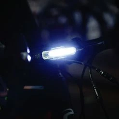 Sacoches guidon Soldes Magasin -Sacoches guidon Soldes Magasin eclairage velo avant rechargeable usb ultratorch slimline oxford full 2