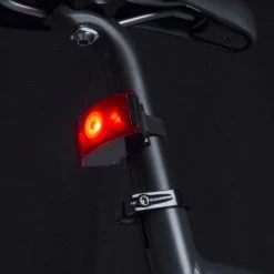 Eclairage Vélo Led Rechargeable Arrière 37 Lumens Curve Bookman 9 Eclairage Vélo Led Rechargeable Arrière 37 Lumens Curve Bookman -Sacoches guidon Soldes Magasin eclairage velo led rechargeable arriere 37 lumens curve bookman full 2