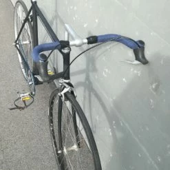 Bike Ribbon Ruban De Cintre Vélo Cork Plus Uni Bleu Marine - BikeRibbon 11 Bike Ribbon Ruban De Cintre Vélo Cork Plus Uni Bleu Marine - BikeRibbon -Sacoches guidon Soldes Magasin ruban de cintre velo cork plus uni bleu marine bikeribbon full 6