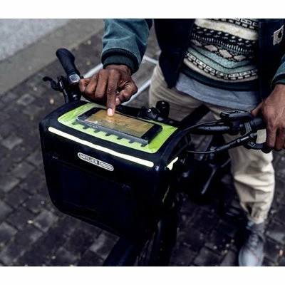 Sacoche De Guidon Pour VAE E-Glow Noir Ortlieb 2 Sacoche De Guidon Pour VAE E-Glow Noir Ortlieb – Image 2