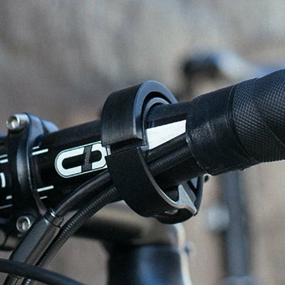 Sonnette Pour Vélo Knog Oi Classic Noire Small 3 Sonnette Pour Vélo Knog Oi Classic Noire Small – Image 3