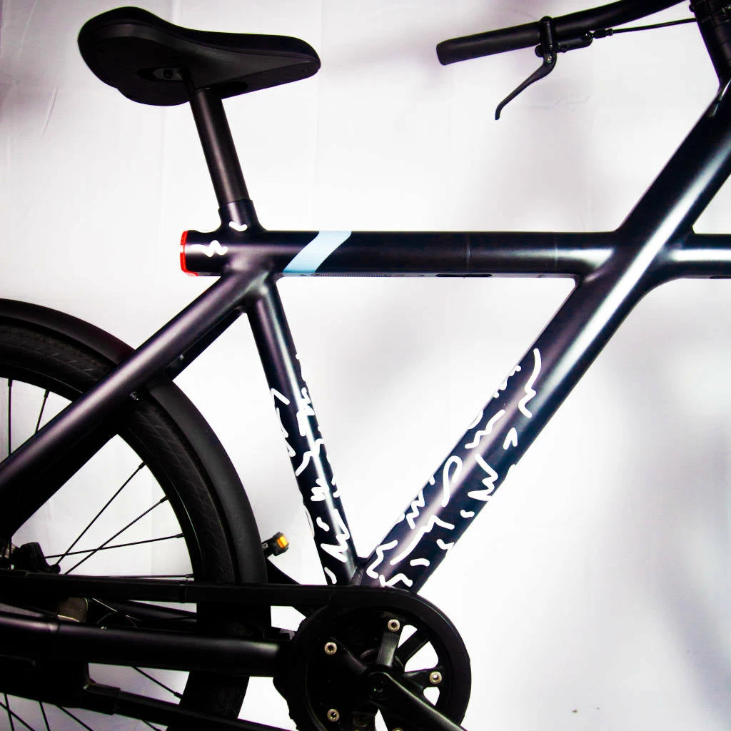 Stickers Réfléchissants Pour Cadre De Vélo Motif Louvre Will B 4 Stickers Réfléchissants Pour Cadre De Vélo Motif Louvre Will B – Image 4